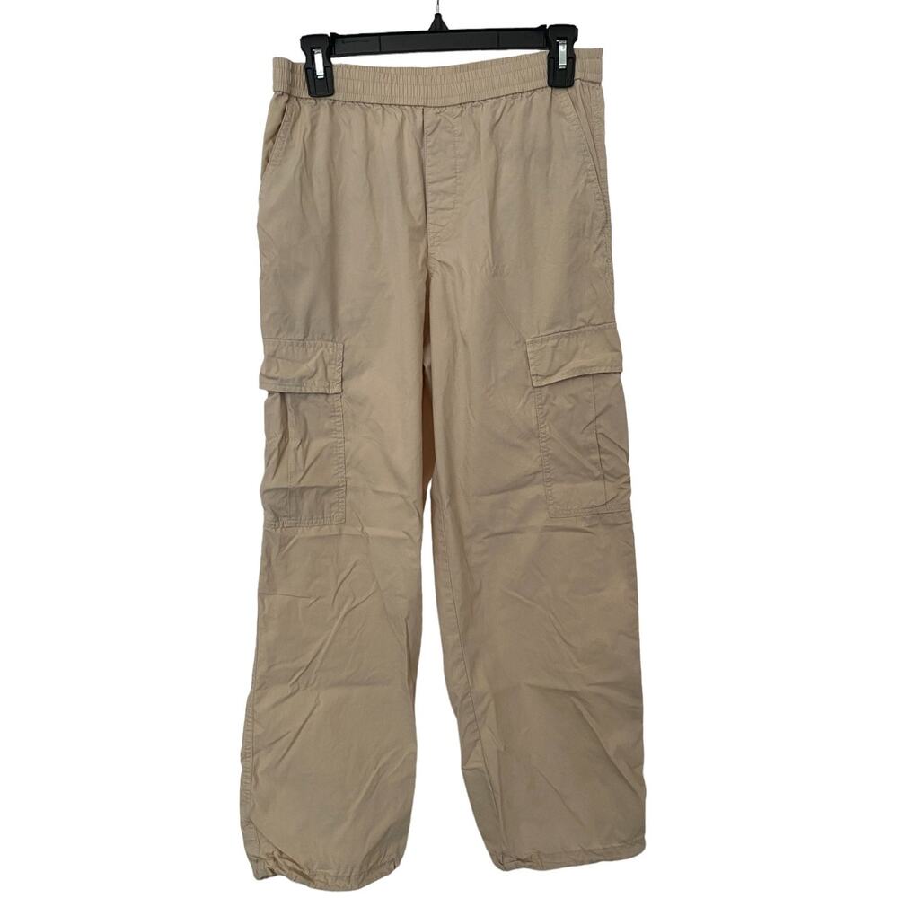High Waisted Uniqlo Light Weight Cargo Khaki Pants - Size S